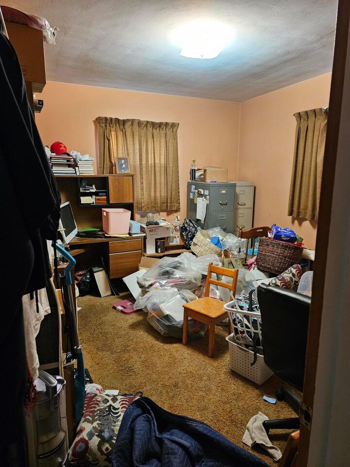 Property Photo: 1252 Carolwood Avenue OH 43227