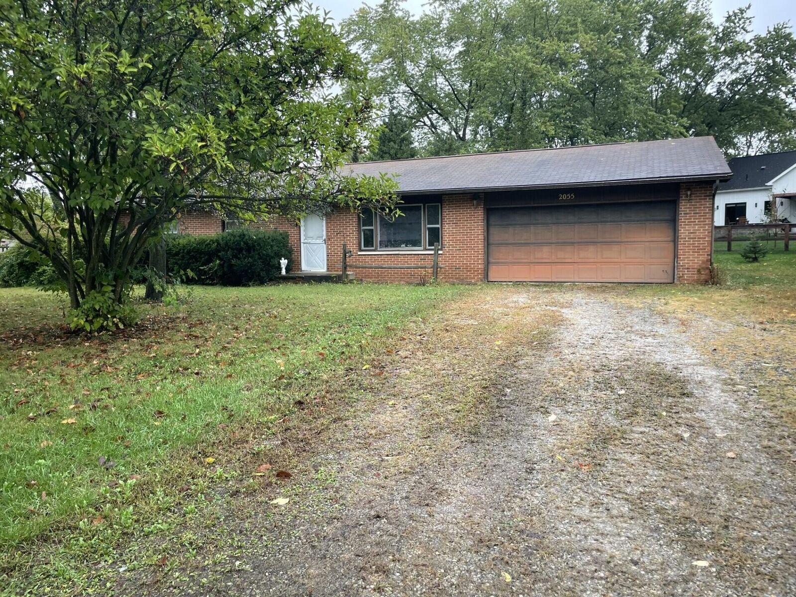 Property Photo: 2055 Cherokee Drive OH 43140