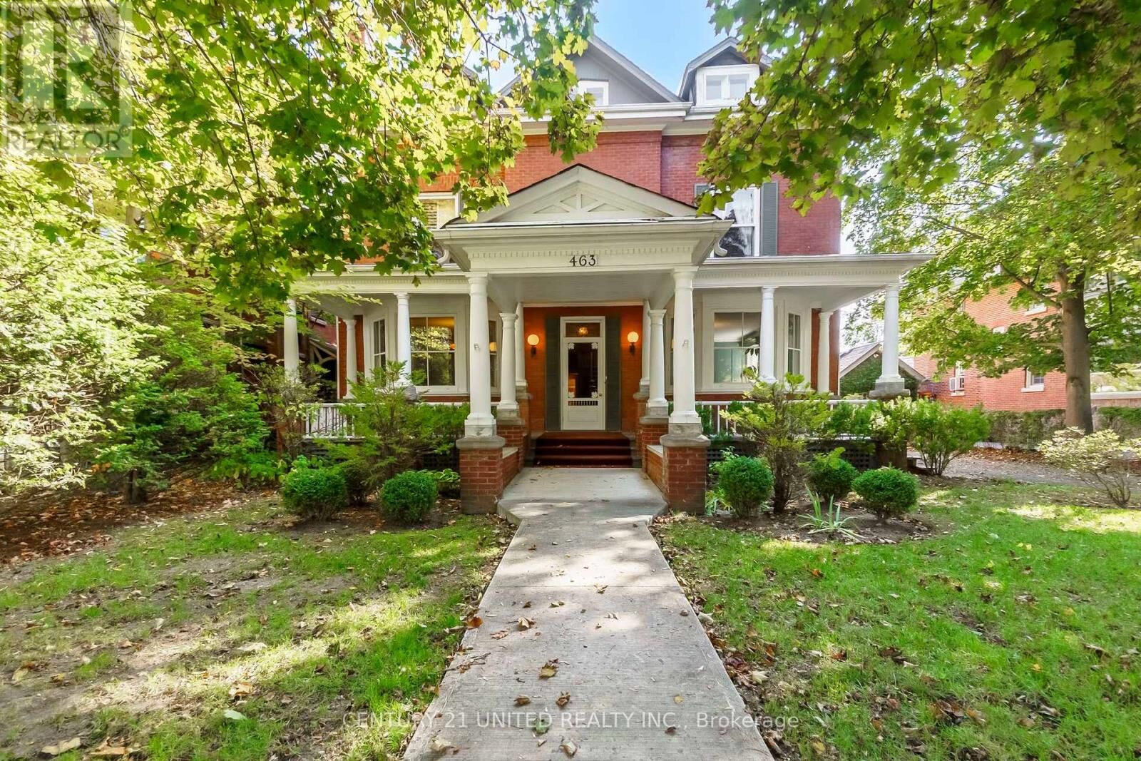 Photo de la propriété: 463 Hunter Street West ON K9H 2M7