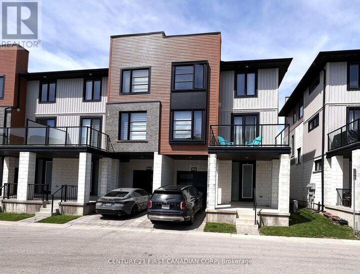 Property Photo: 962 West Village Square ON N6H 0J7