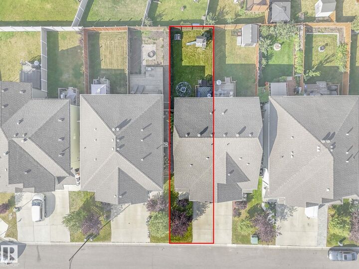 Property Photo: 1012 East Bend Bend NW AB T6M 0V4