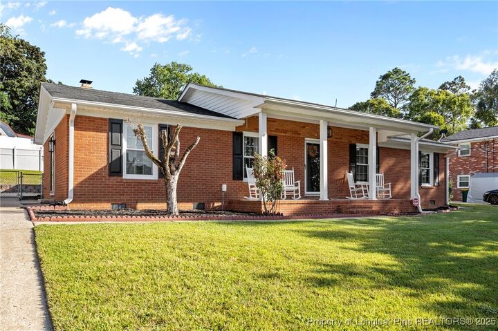 Property Photo:  4950 Pinewood Drive  NC 28348 