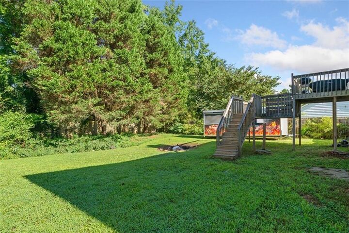 Property Photo:  7106 Oakwood Circle  GA 30273 
