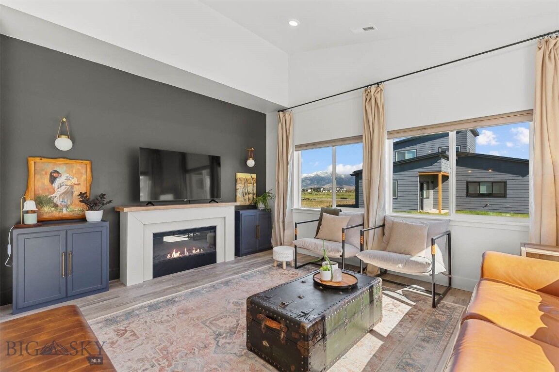 Property Photo:  102 N Eldorado Avenue  MT 59718 