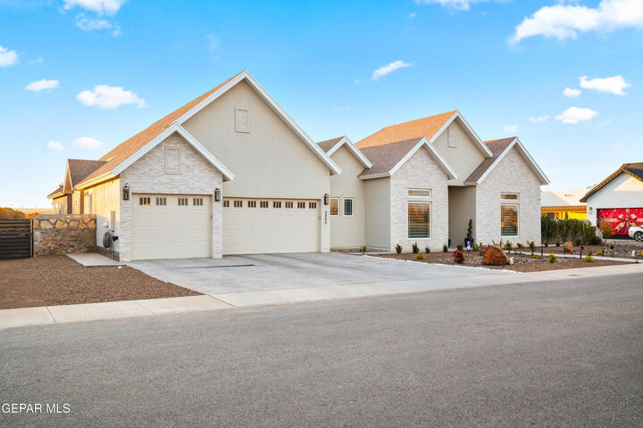 Property Photo:  5805 Hidden Village Court  TX 79932 