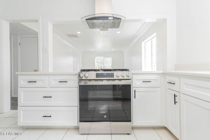 Property Photo: 1117 Zuni Place TX 79925