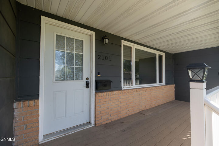 Property Photo: 2101 Northridge Drive ND 58501