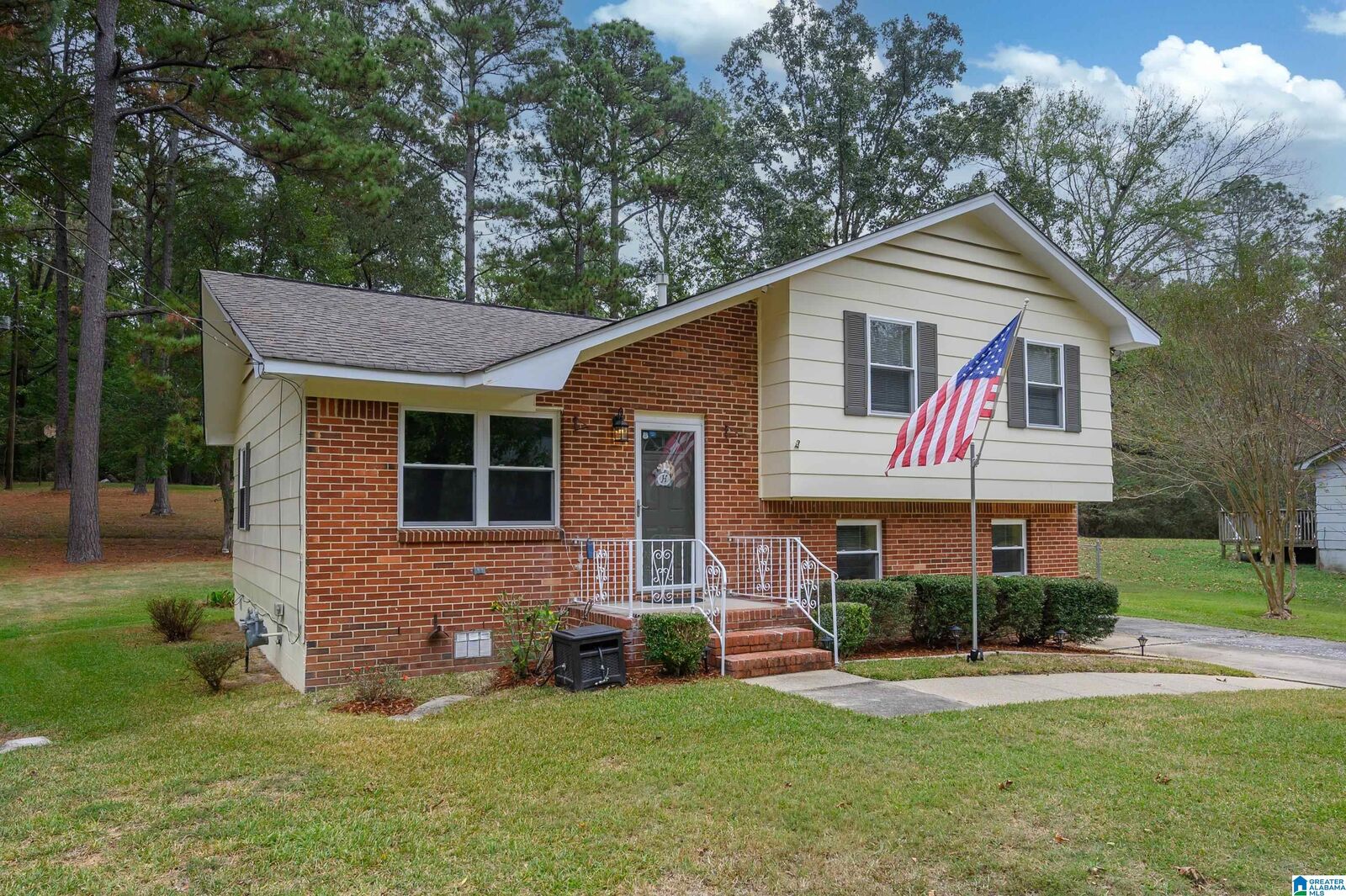 Property Photo: 1339 Golden Forest Drive AL 35022