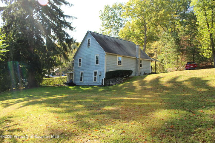Property Photo: 909 SR 307 PA 18419