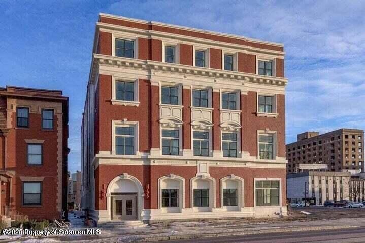 Property Photo:  19 N River 403  PA 18702 
