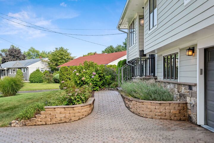 Property Photo: 1453 Tooz Pl NJ 07080