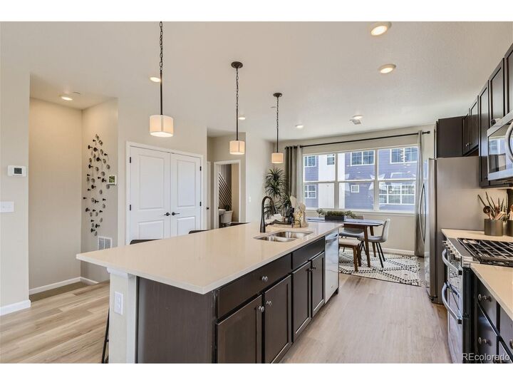 Property Photo: 6983 Ipswich Ct CO 80108