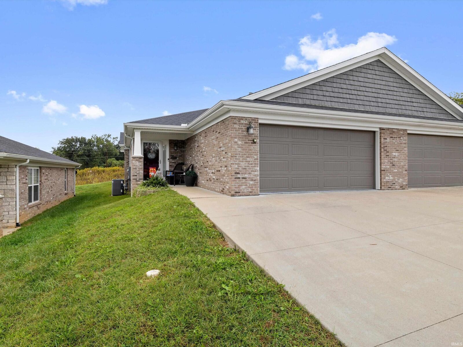 Property Photo:  1508 Kennel Drive A  IN 47710 