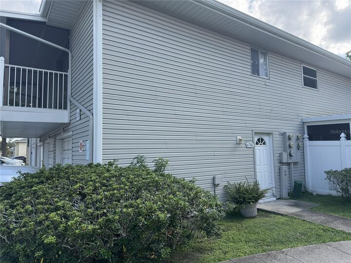 4284 Pinebark Avenue 4  Orlando FL 32811 photo