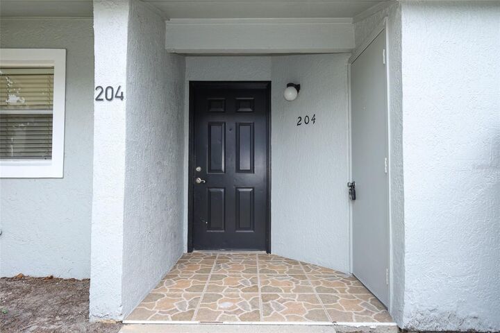 Property Photo: 204 Dorchester Square 204 FL 32746