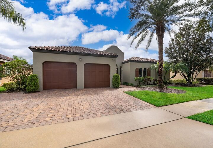Property Photo:  7415 Pointe Venezia Drive  FL 32836 