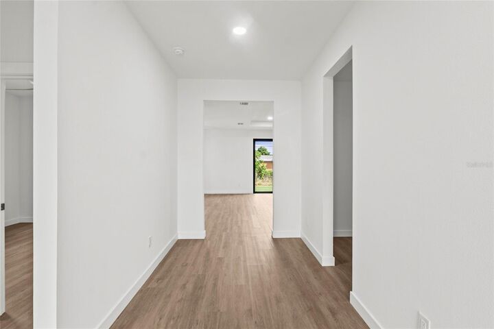 Property Photo: 551 Crandall Street NW FL 33952