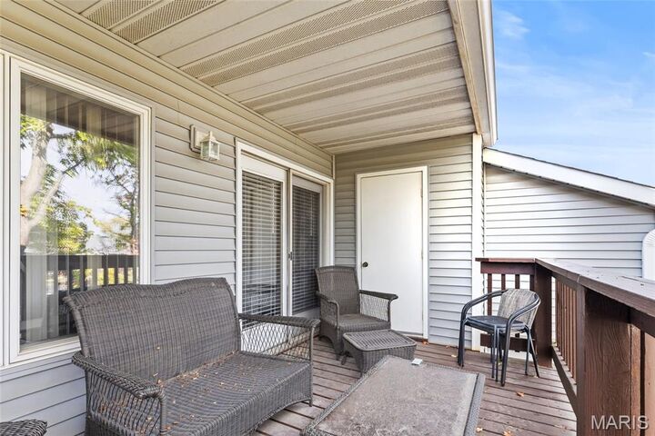 Property Photo:  915 King Drive 2C  MO 63303 