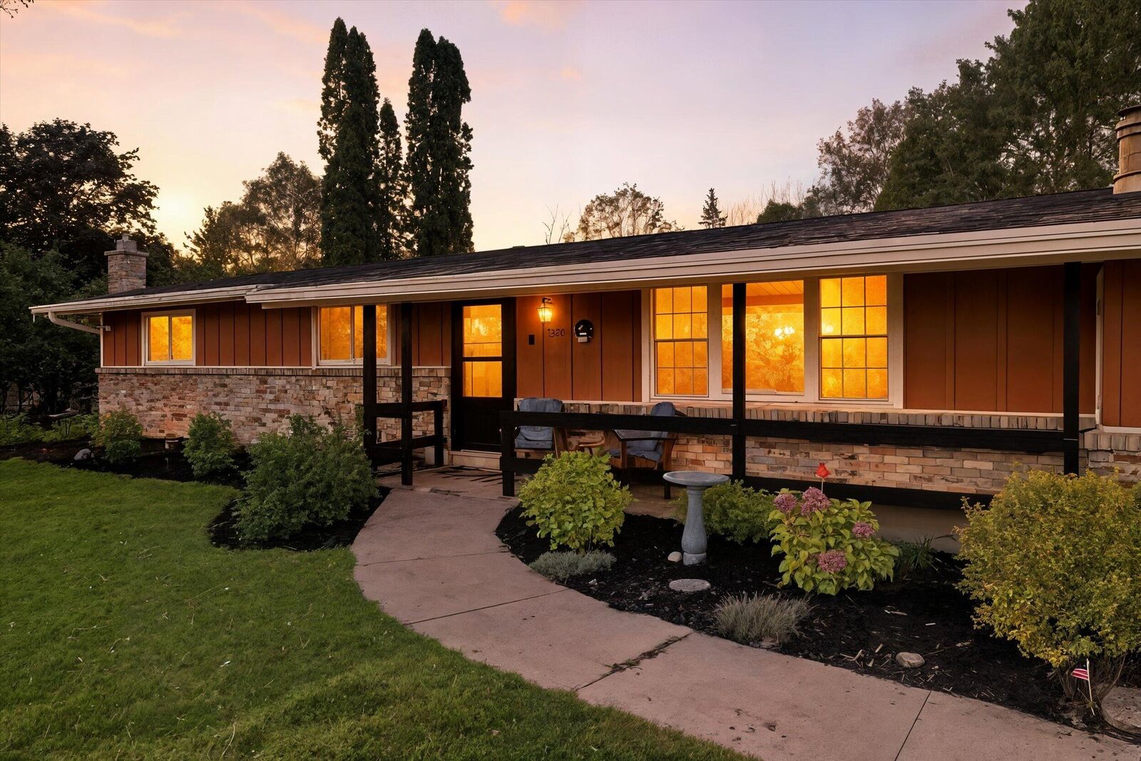 Property Photo: 7360 Rustic Rd WI 53090