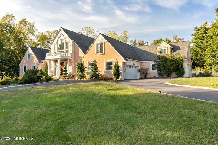 14 Schanck Road  Holmdel NJ 07733 photo