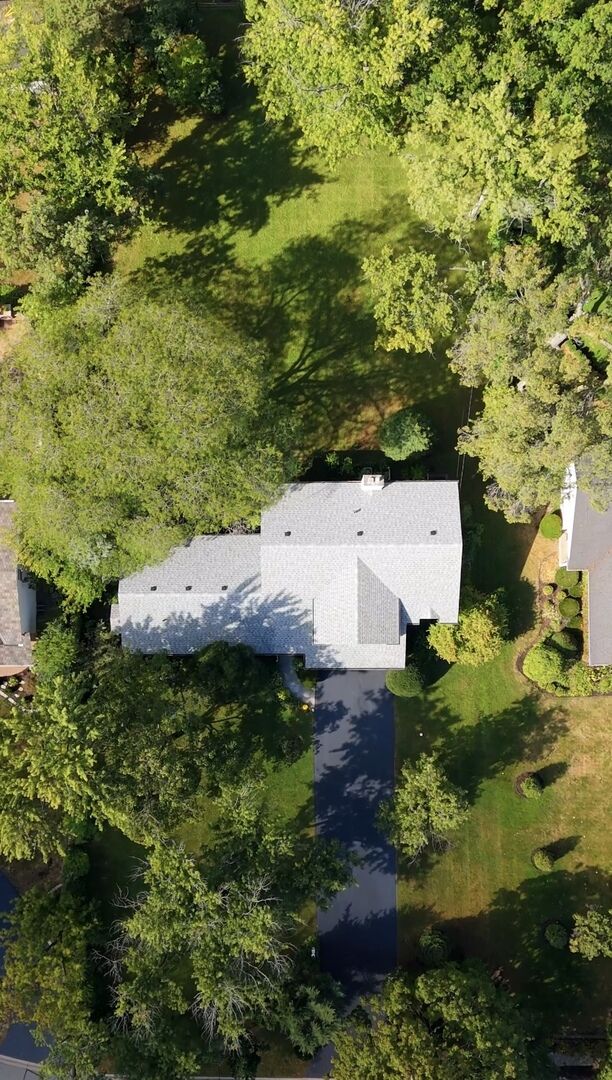 Property Photo: 930 Harding Road IL 60521