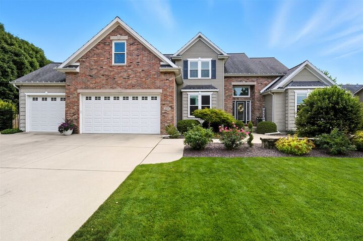 3709 Rave Road  Bloomington IL 61704 photo