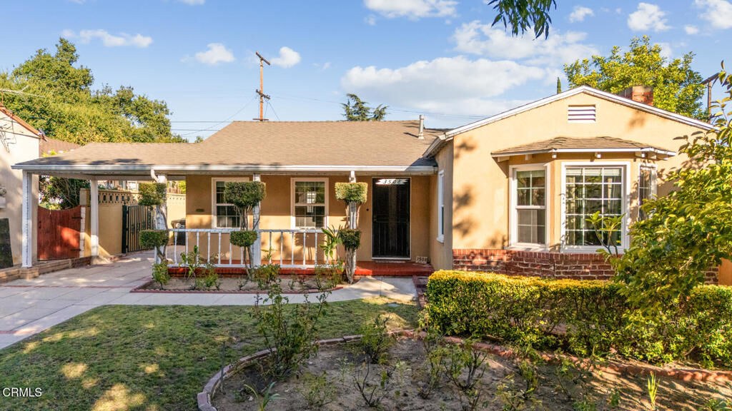Property Photo: 3508 Rosemary Avenue CA 91208