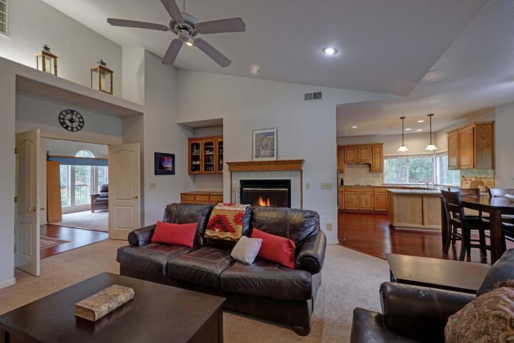 Property Photo: 699 Montridge Way CA 95762