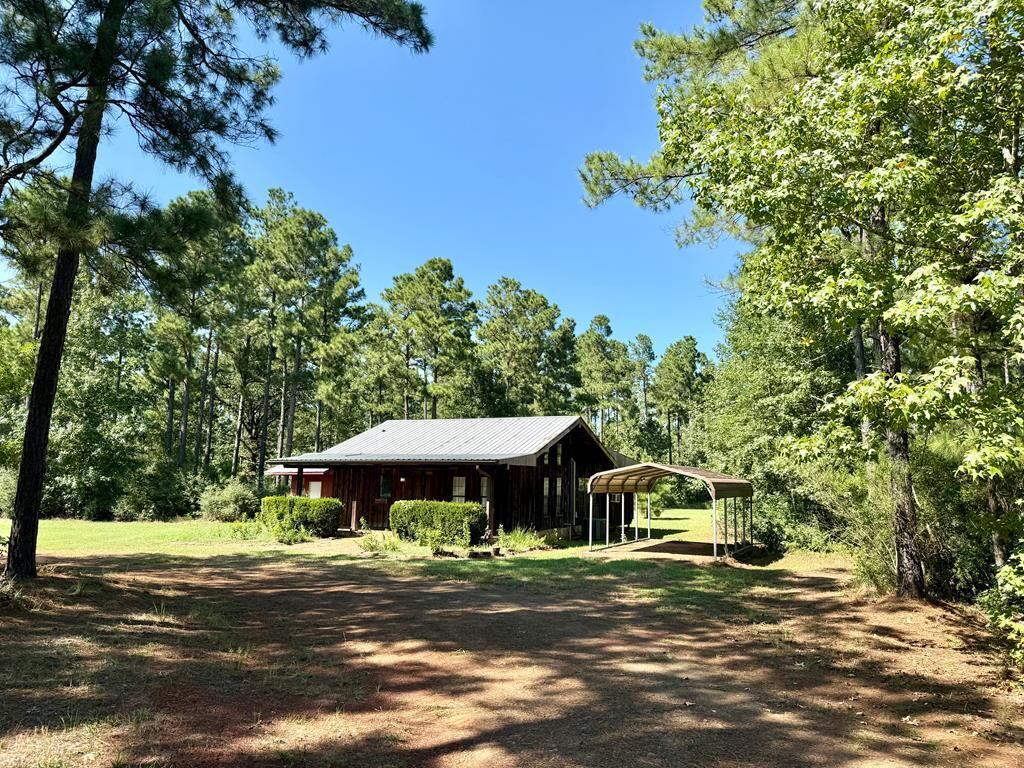 Property Photo:  3600 County Road  TX 75943 