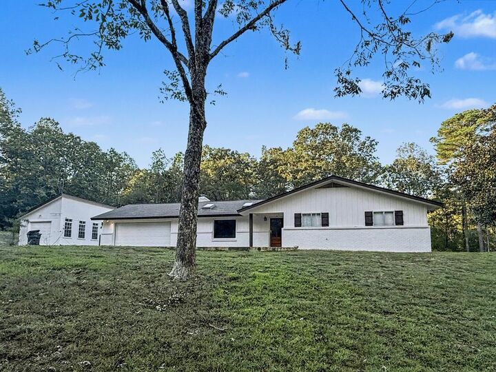 Property Photo: 33 Cr 223 MS 38655