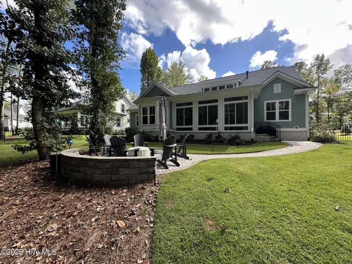 Property Photo:  157 Kerr Landing Drive  NC 28429 