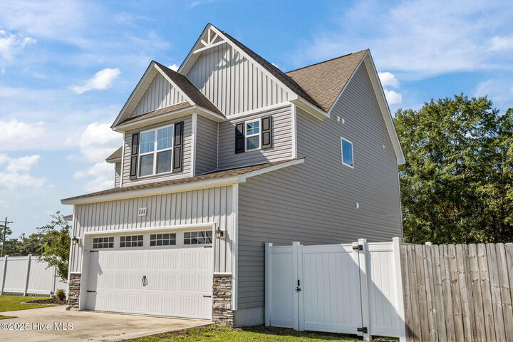 Property Photo:  224 Rowland Drive  NC 28574 