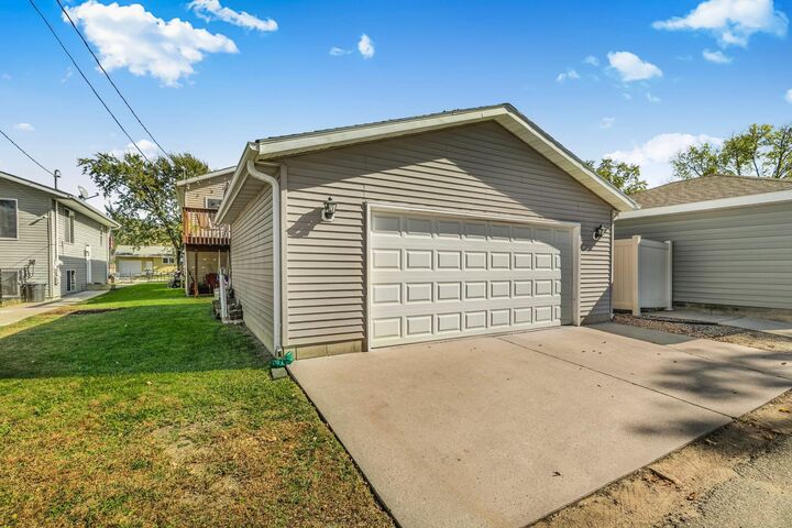 Property Photo: 1043 35th Avenue N MN 56303