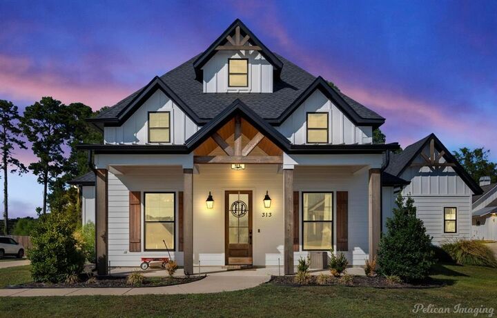 Property Photo: 313 Rosedown Lane LA 71078