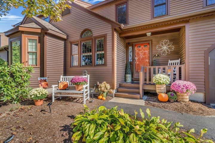 14 Hawthorne Village D  Franklin MA 02038 photo