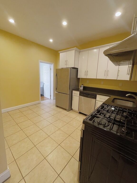 Property Photo:  63 Middle St 3  MA 02127 