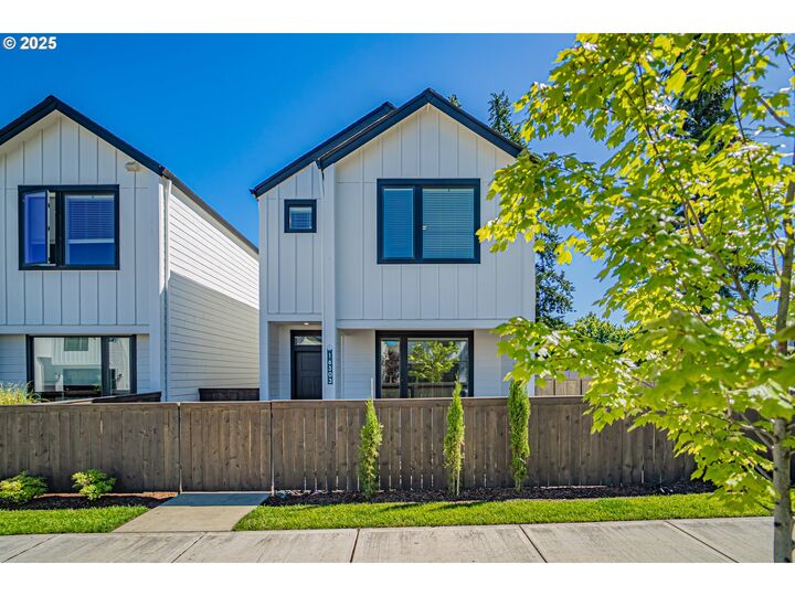 16327 NE 21st St  Vancouver WA 98684 photo