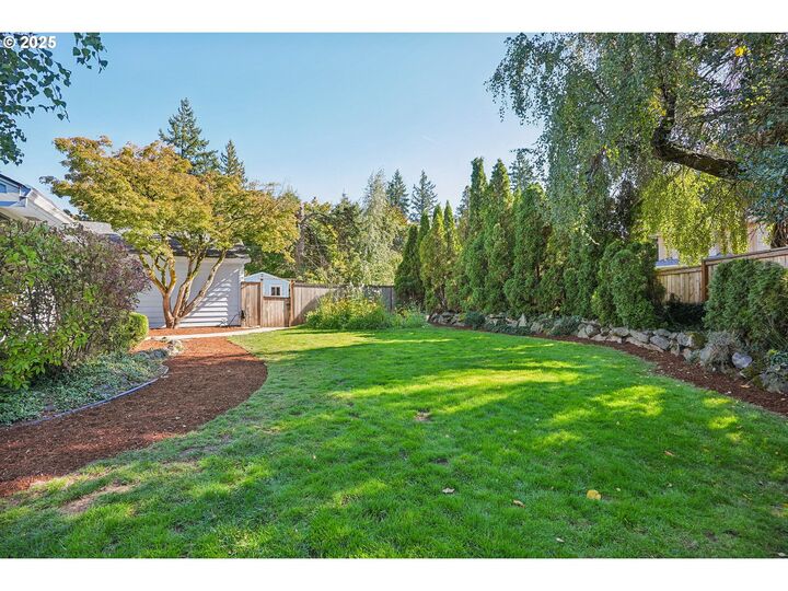 Property Photo: 5531 SW Brugger St OR 97219