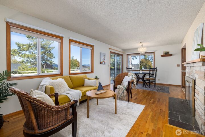 Property Photo: 1406 29th Street WA 98221