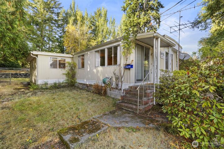 Property Photo:  8491  Illahee Road NE  WA 98311 