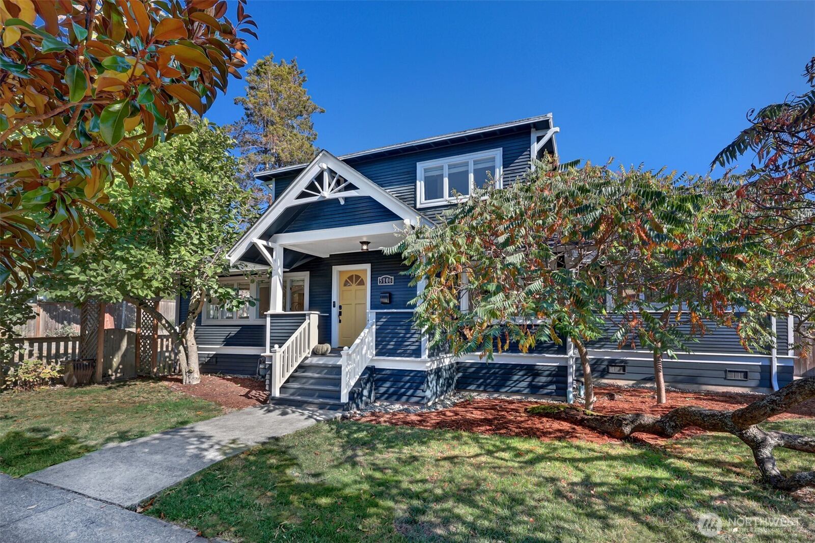Property Photo:  5106  51st Avenue S  WA 98118 