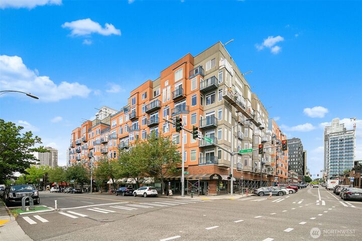 2414  1st Avenue 412  Seattle WA 98121 photo