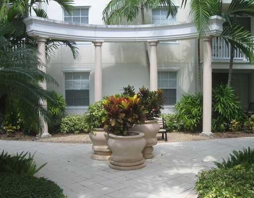 Property Photo:  224 Murcia Drive 201  FL 33458 