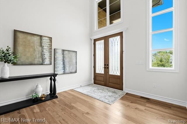 Property Photo: 32534 Sanctuary Court MI 48336