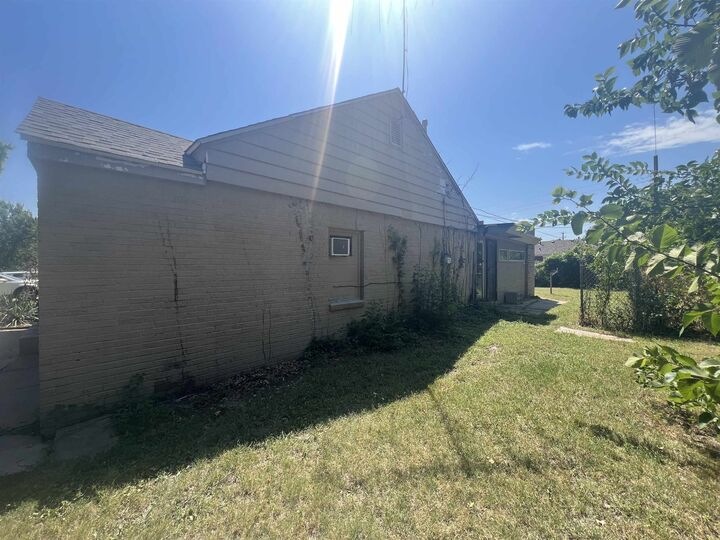 Property Photo:  1607 N Terrace  KS 67208 