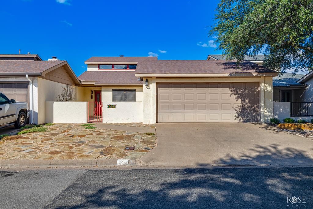 Property Photo: 5521 Fairway Dr TX 76904