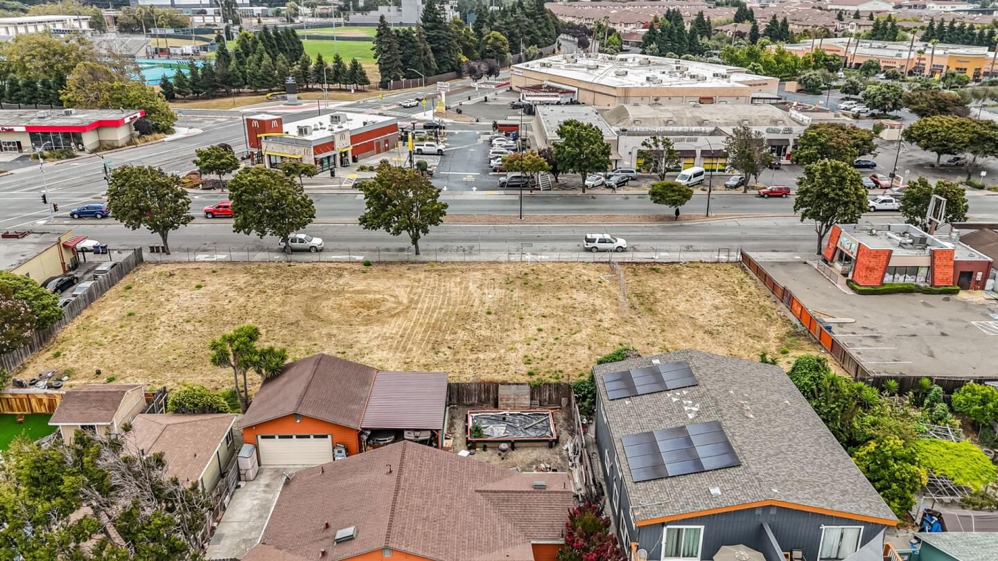 Property Photo:  14433 San Pablo Avenue  CA 94806 