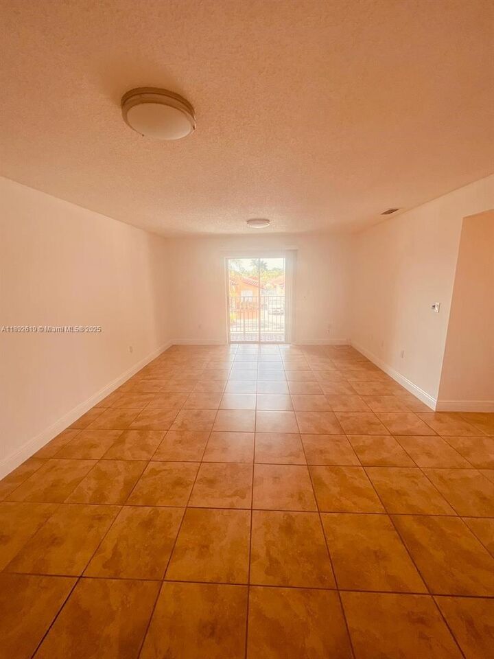 Property Photo: 7785 W 30th Ct F-210 FL 33018