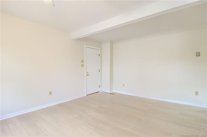 Property Photo:  14 Elm Street 3  CT 06776