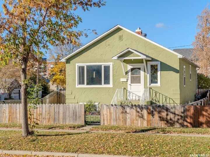 200 11th Street E  Prince Albert SK S6V 1A3 photo